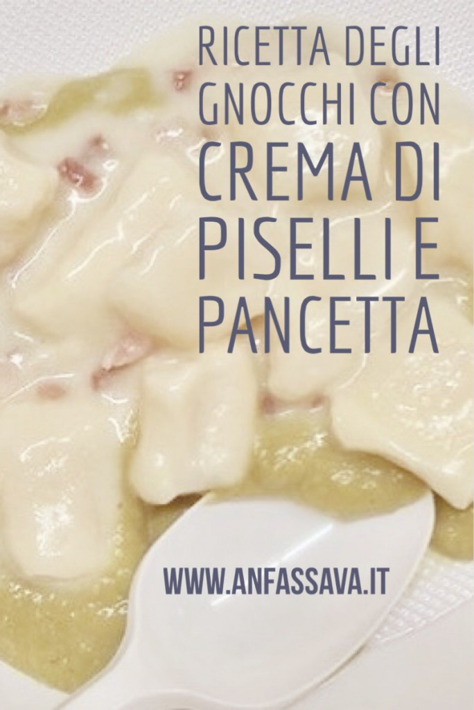 ricetta di gnocchi con crema di piselli e pancetta 